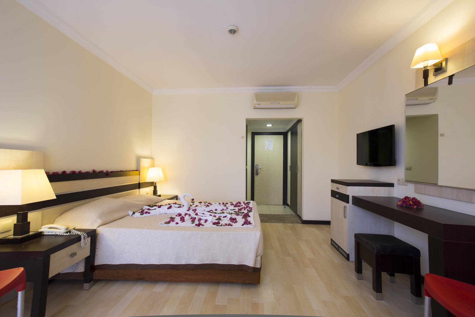 Orfeus Park Hotel Colakli Bagian luar foto